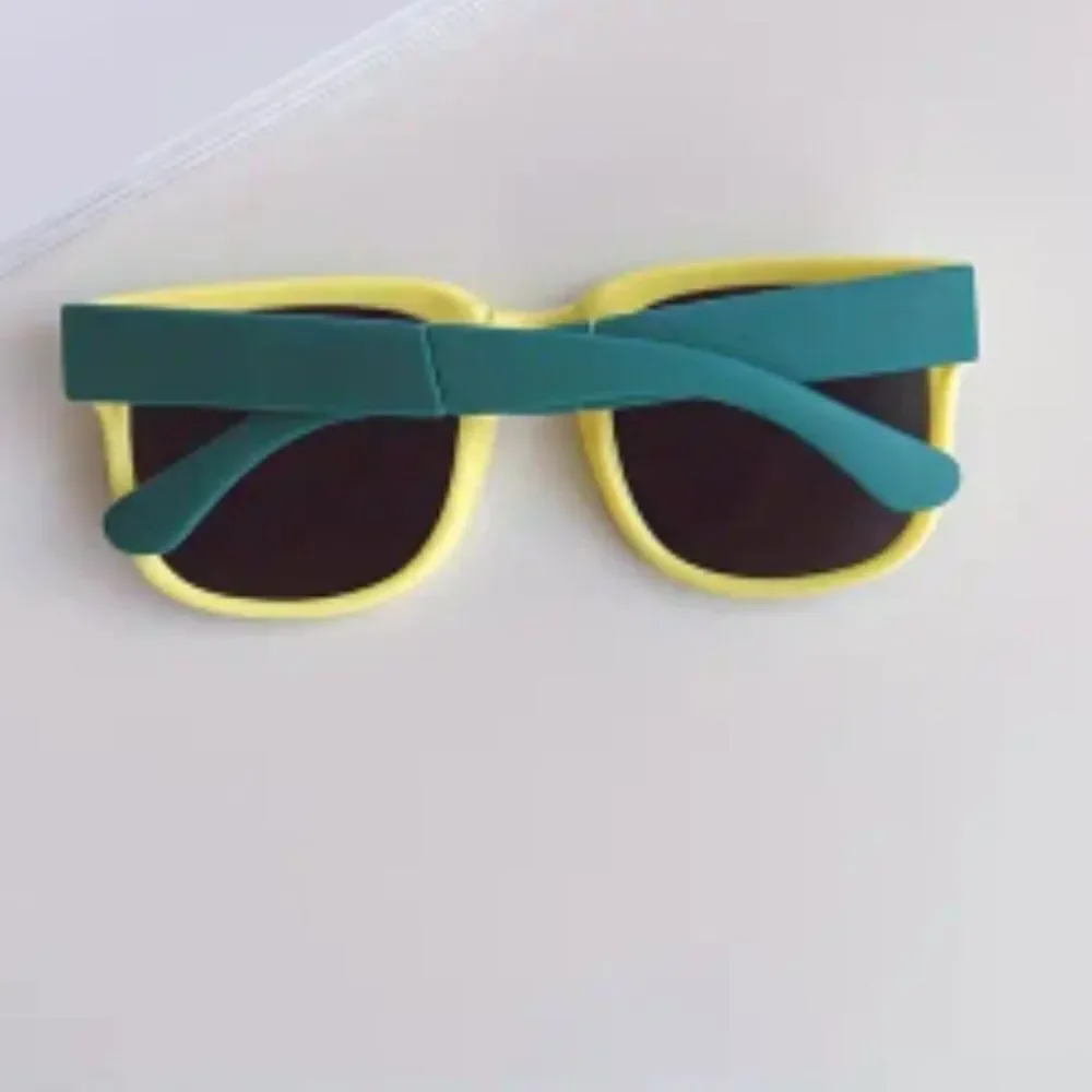 Unisex folding color block sunglassess